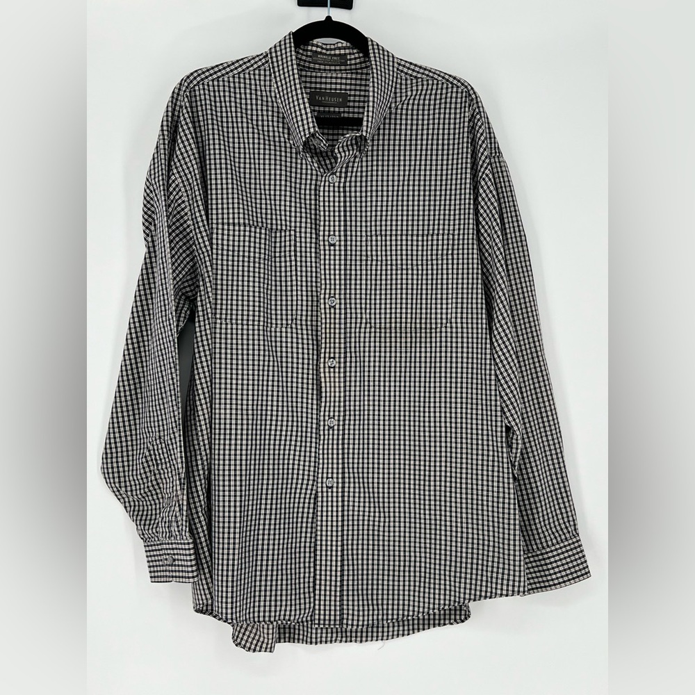 Van Heusen‎ XL (neck size 17-17.5) wrinkle-free, black white plaid dress shirt
